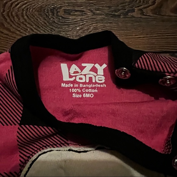 NWT Lazy One Banff Canada Bear Onsie - 6 months - Picture 4 of 4